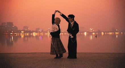 Thế Giới Của Anh Lyrics In English Translation